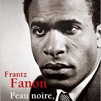 Photo livre fanon peau noire